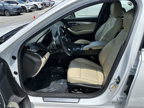 Used 2023 Cadillac CT5 Luxury RWD image 2