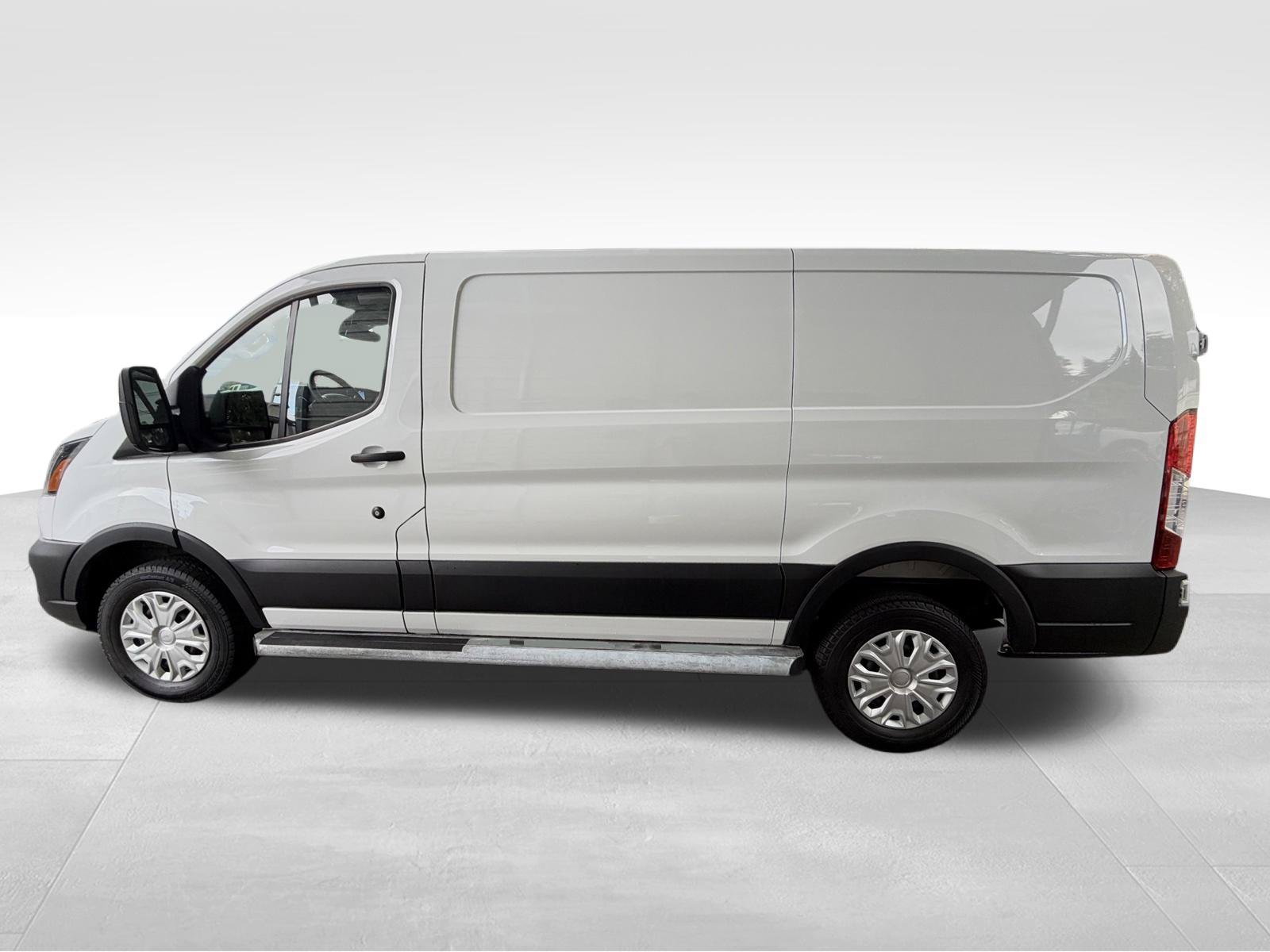 Used 2025 Ford Transit 250 Low Roof w/ Exterior Upgrade Package RWD image 10
