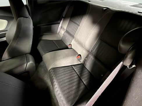 Used 2015 Chevrolet Camaro LS RWD image 27
