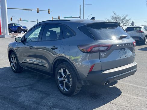 Used 2025 Ford Escape ST-Line image 6