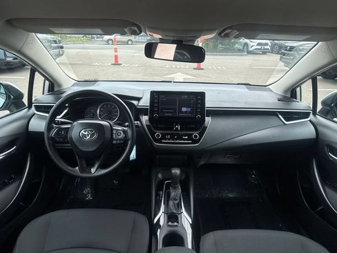 Used 2020 Toyota Corolla LE FWD image 10