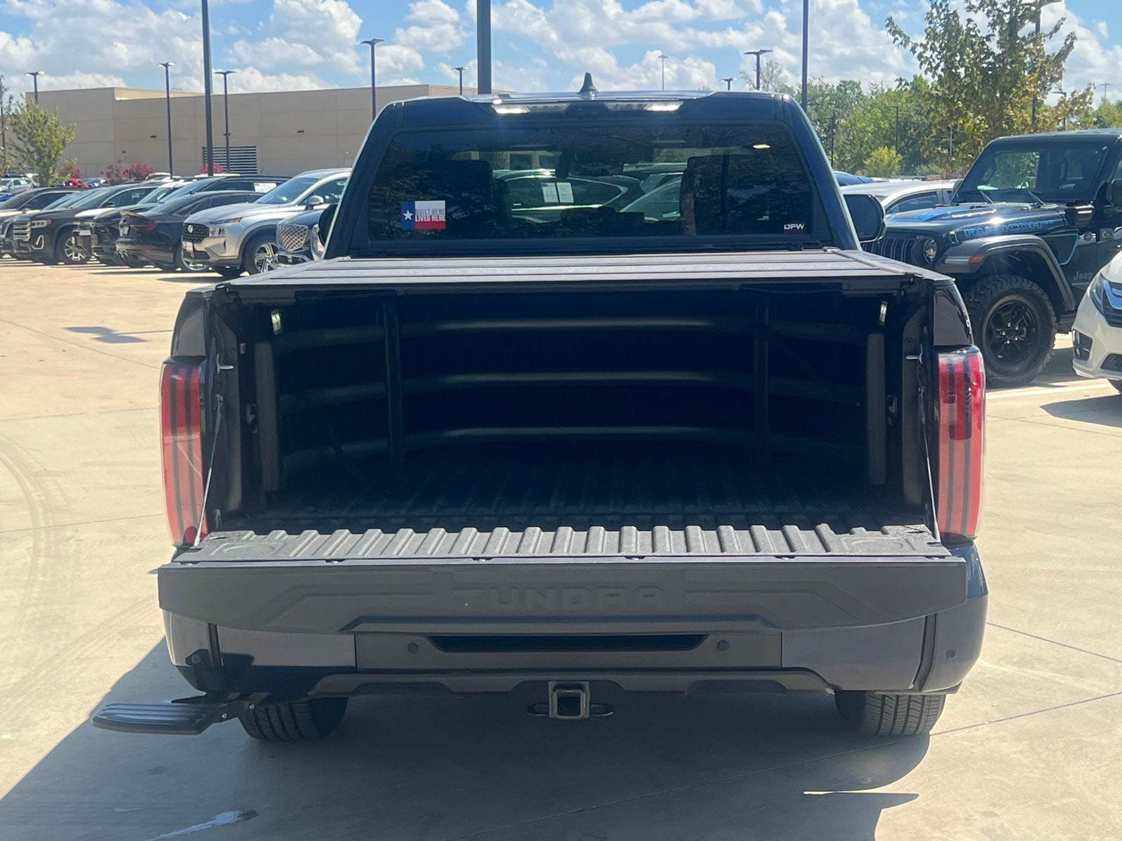 Used 2025 Toyota Tundra Platinum AWD/4WD image 16