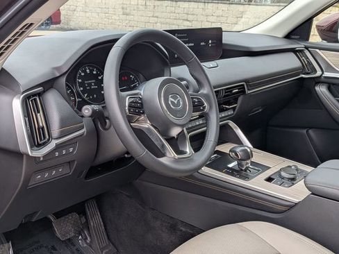 Used 2024 MAZDA CX-90 3.3 Turbo w/ Premium Package image 11