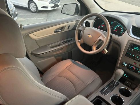 Used 2015 Chevrolet Traverse LS image 21