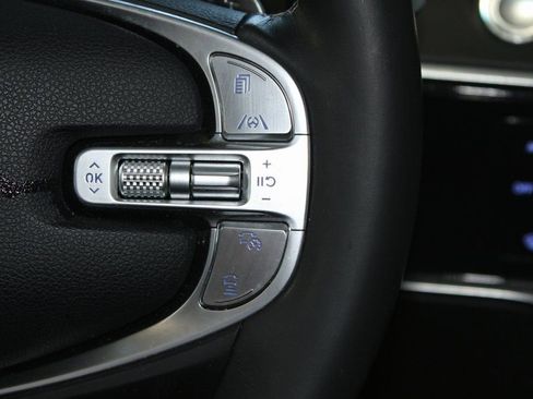 Used 2023 Genesis GV70 2.5T w/ Select Package image 25