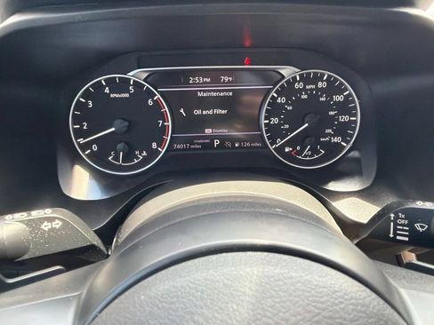 Used 2024 Nissan Rogue SV w/ SV Premium Package FWD image 15