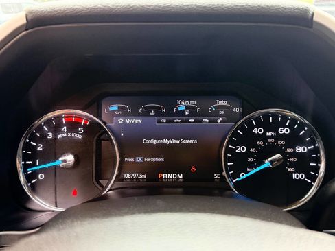 Used 2021 Ford F250 Lariat w/ Lariat Value Package AWD/4WD image 28