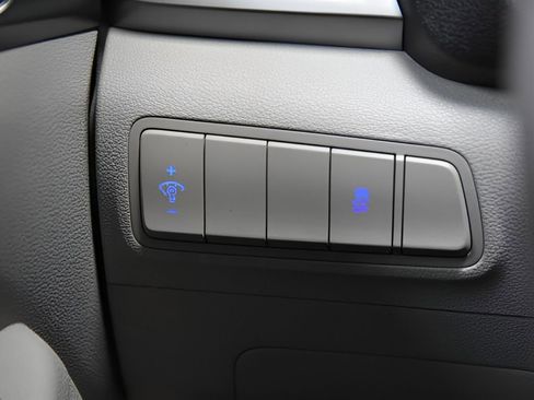 Used 2018 Hyundai Tucson SE image 24