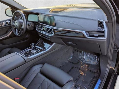 Used 2023 BMW X5 xDrive40i w/ Premium Package image 22
