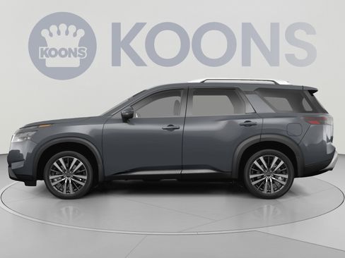 Used 2025 Nissan Pathfinder SV w/ SV Premium Package AWD/4WD image 2