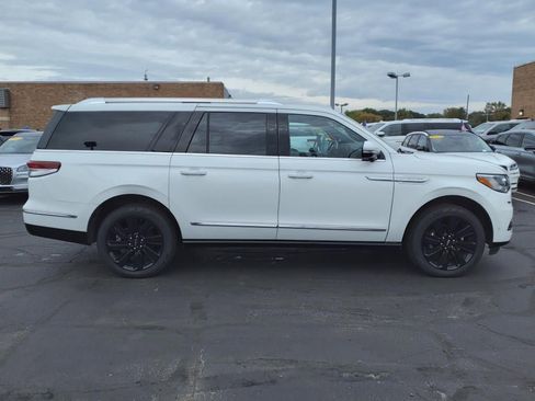 New 2023 Lincoln Navigator L Reserve image 31