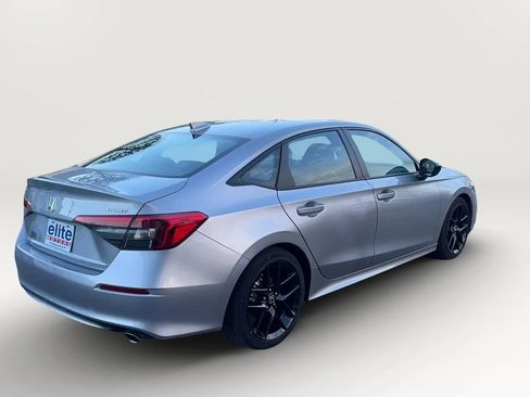 Used 2023 Honda Civic Sport image 7