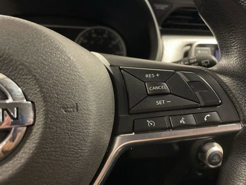 Used 2019 Nissan Kicks SV image 21