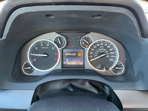 Used 2016 Toyota Tundra SR5 AWD/4WD image 31
