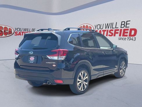 Used 2023 Subaru Forester Limited AWD/4WD image 6
