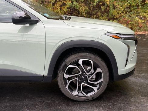 Used 2024 Chevrolet Trax RS w/ Sunroof Package image 10