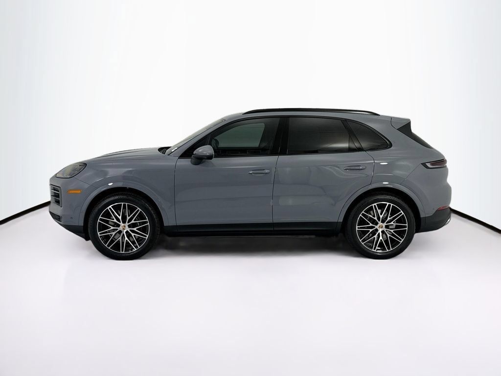 Used 2026 Porsche Cayenne AWD/4WD image 2
