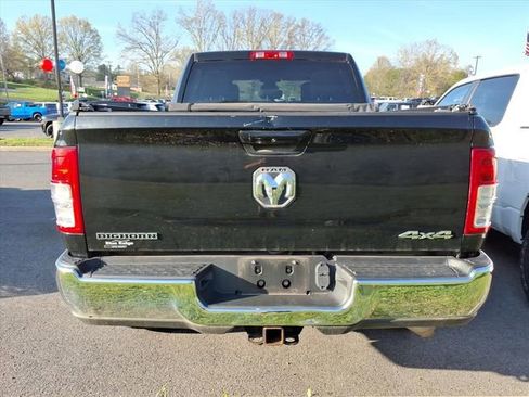 Used 2021 RAM 3500 Big Horn image 8