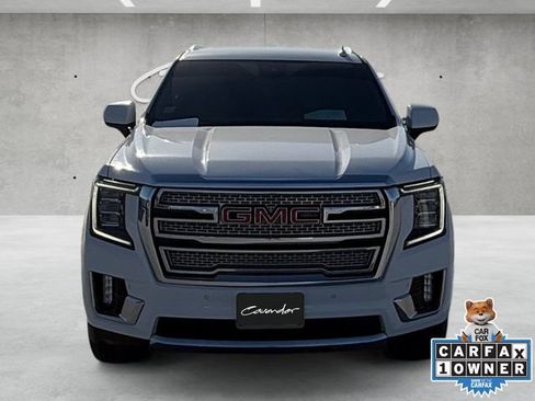 Used 2023 GMC Yukon XL SLT AWD/4WD image 18
