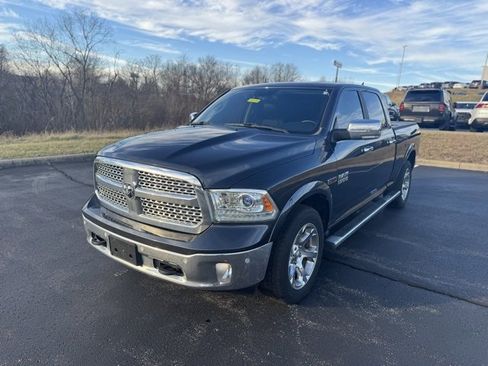 Used 2018 RAM 1500 Laramie w/ Convenience Group image 7