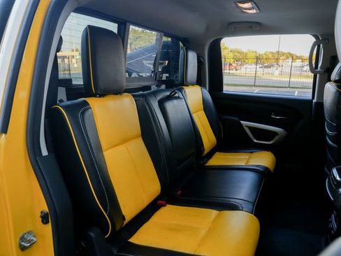 Used 2018 Nissan Titan PRO-4X w/ Pro-4x Convenience Package image 43