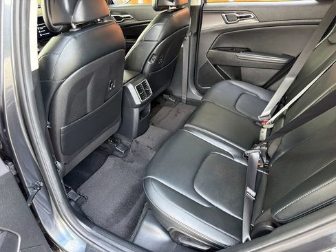 Used 2023 Kia Sportage SX FWD image 31