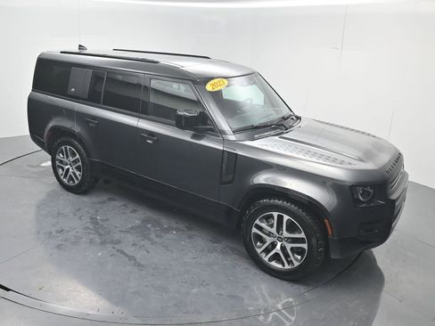 Used 2023 Land Rover Defender 130 X-Dynamic SE image 43
