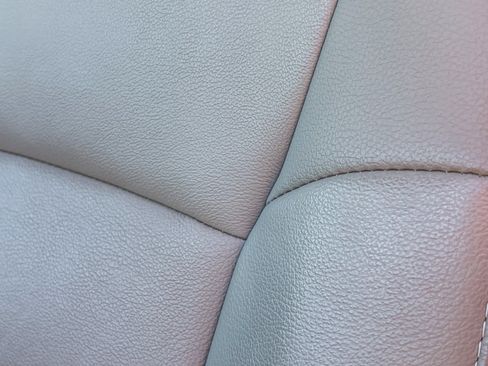 Used 2019 Honda Pilot Touring image 25