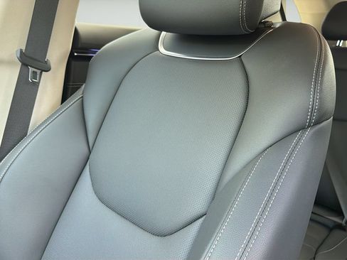 Certified 2026 Genesis GV70 2.5T AWD/4WD image 41