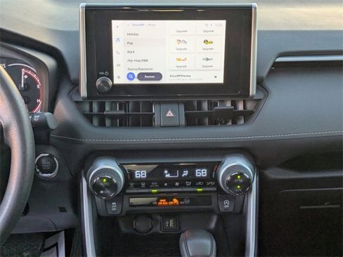 Used 2025 Toyota RAV4 XLE image 21