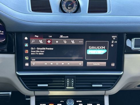 Used 2023 Porsche Cayenne GTS image 20