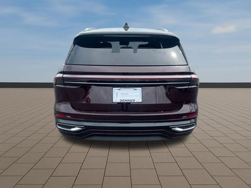 Used 2024 Lincoln Nautilus Reserve w/ Equipment Group 202A AWD/4WD image 6