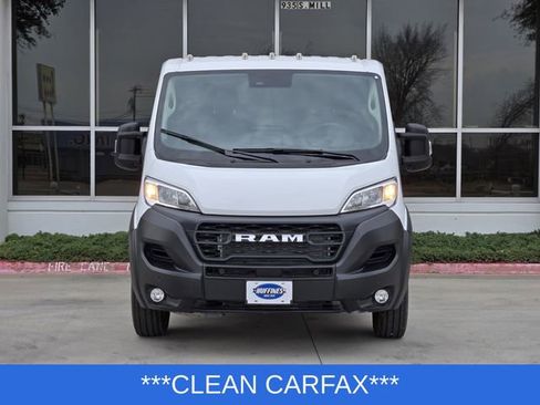 Used 2025 RAM ProMaster 2500 w/ Premium Convenience Group image 2
