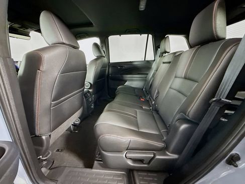 Certified 2023 Honda Passport TrailSport image 23