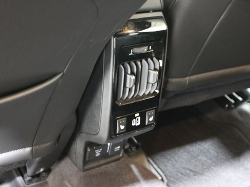 Used 2022 Jeep Compass Limited w/ (RED) Package image 29