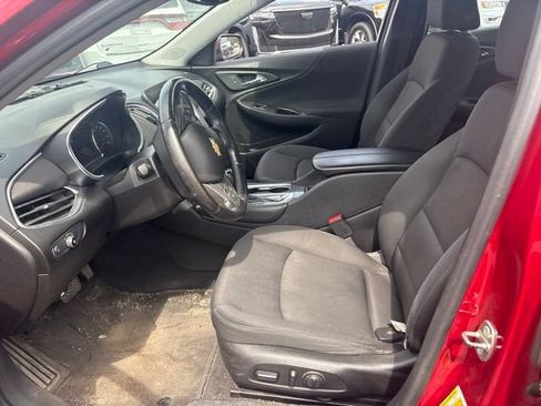 Used 2016 Chevrolet Malibu LT FWD image 14