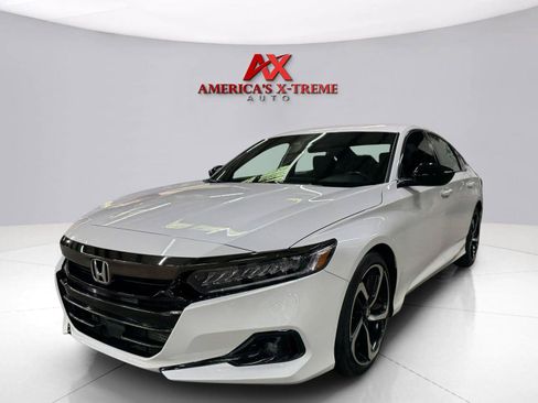 Used 2022 Honda Accord Sport image 2
