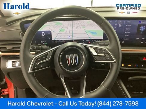 Certified 2025 Buick Envision Sport Touring image 16