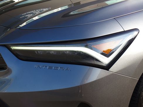 Used 2023 Acura Integra A-Spec image 9