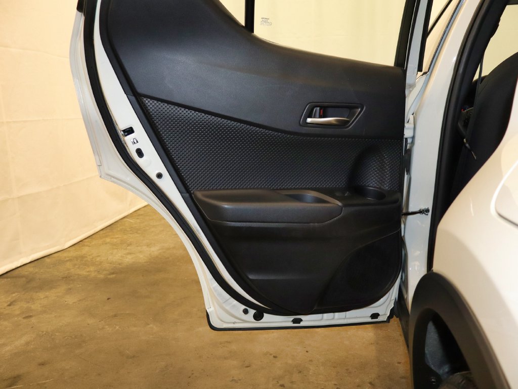 Used 2021 Toyota C-HR LE FWD image 46