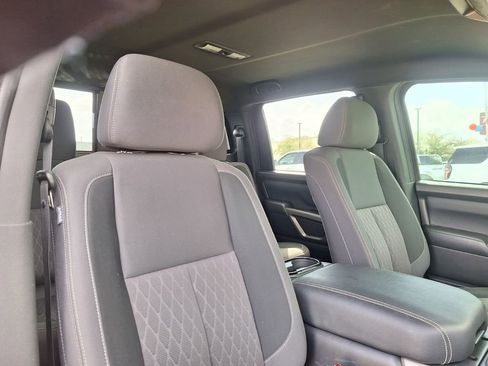 Used 2024 Nissan Titan SV w/ SV Bronze Edition Package image 28