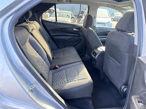 Used 2020 Chevrolet Equinox LT image 11