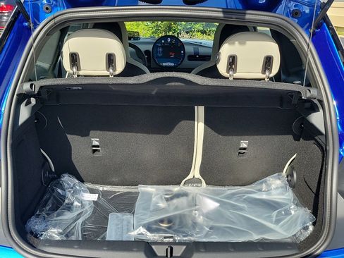 New 2025 MINI Cooper S image 8