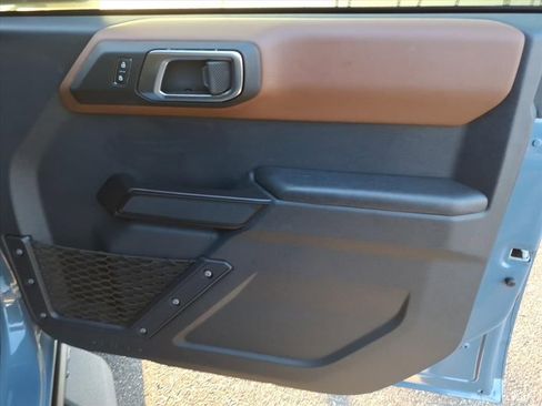 Used 2024 Ford Bronco Outer Banks w/ Sasquatch Package image 16