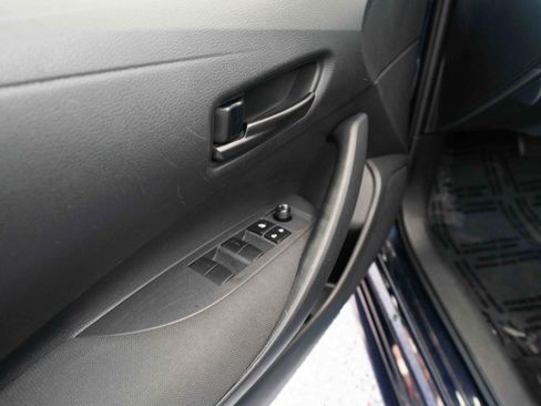 Used 2024 Toyota Corolla LE image 7