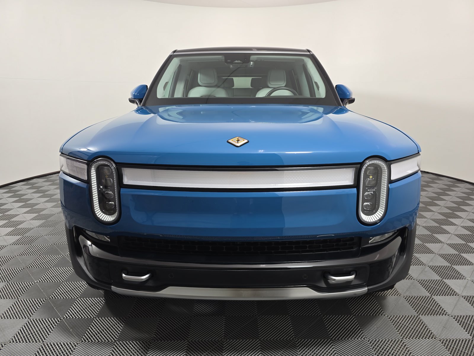 Used 2023 Rivian R1S Launch Edition Quad AWD/4WD image 8