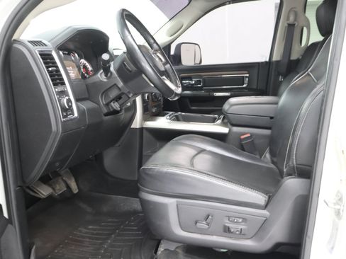 Used 2017 RAM 2500 Laramie w/ Sport Appearance Group AWD/4WD image 7