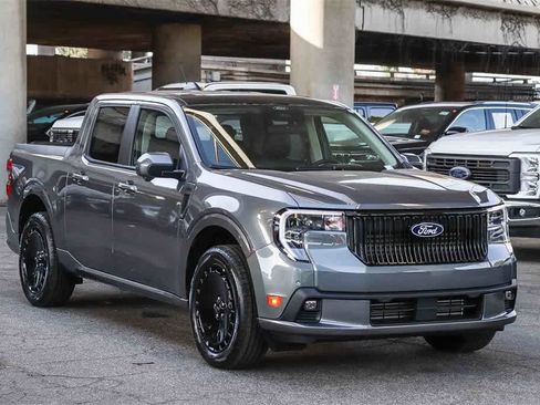 New 2026 Ford Maverick Lobo image 3