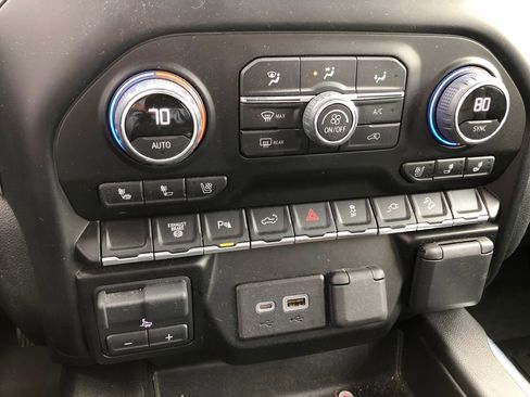 Used 2022 Chevrolet Silverado 2500 LTZ w/ LTZ Plus Package image 21