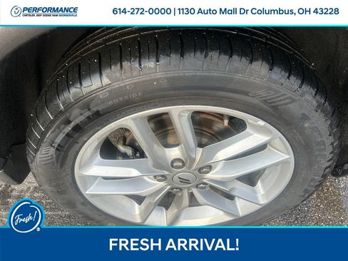 Used 2025 Dodge Durango R/T AWD/4WD image 11